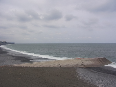 西湘パーキングエリアから見た海